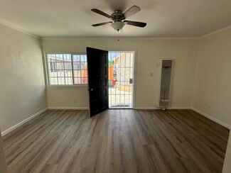 624 W 49th St, Los Angeles, CA 90037
