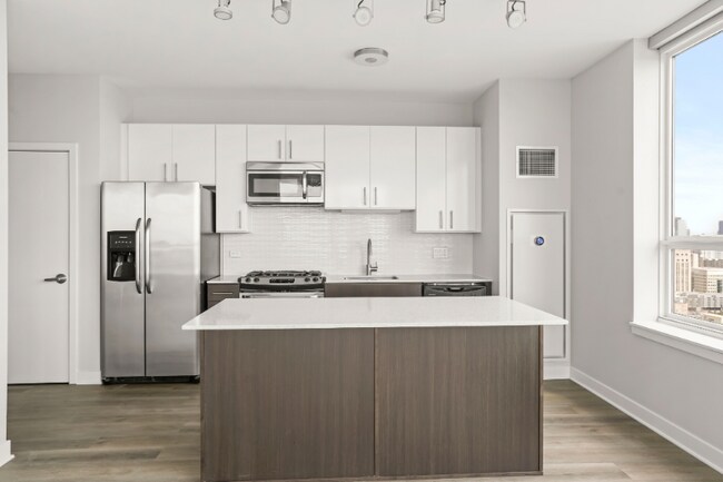 781 W Adams St, Chicago, IL 60661 - photo 5