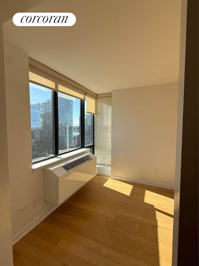 75 W End Ave, New York, NY 10023 - photo 2