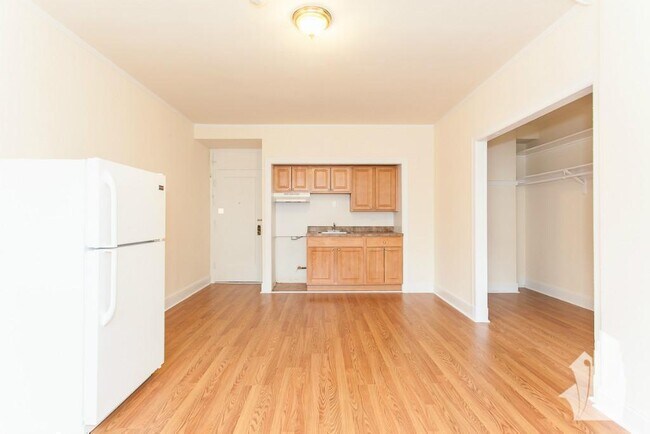 2779 N Milwaukee Ave unit 220, Chicago, IL 60647 - photo 6