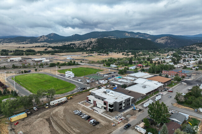 Nestled in Boulder, Jefferson High inspires academic and athletic excellence for all students.