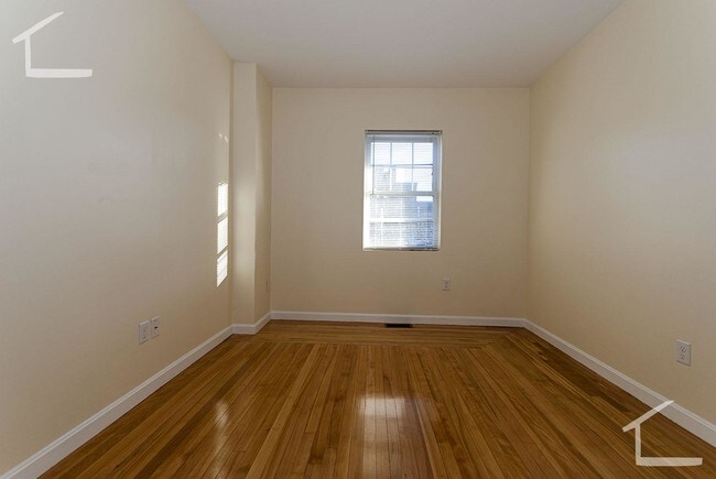 35 Henshaw St unit 1, Boston, MA 02135 - photo 7