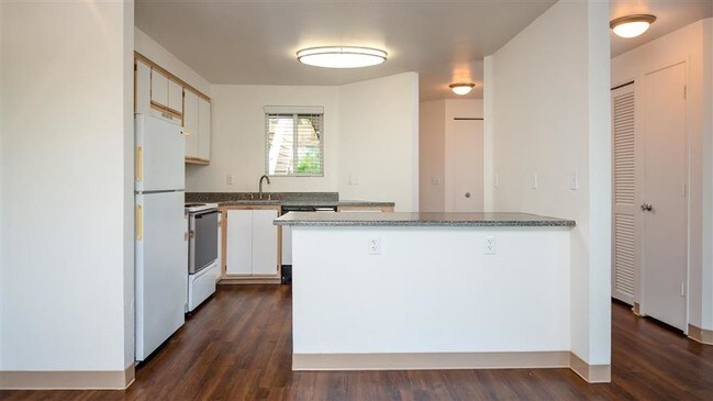 Main Street Village, Tigard, OR 97223 - photo 5