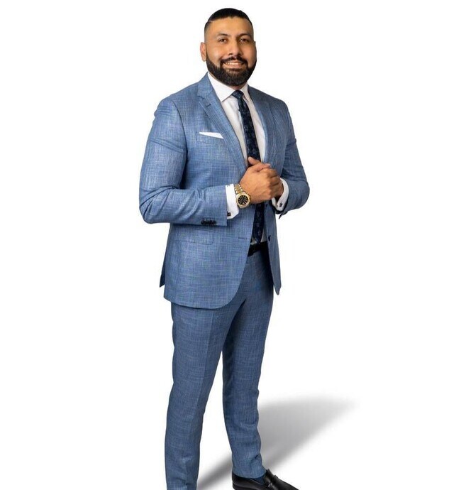 Agent Photo