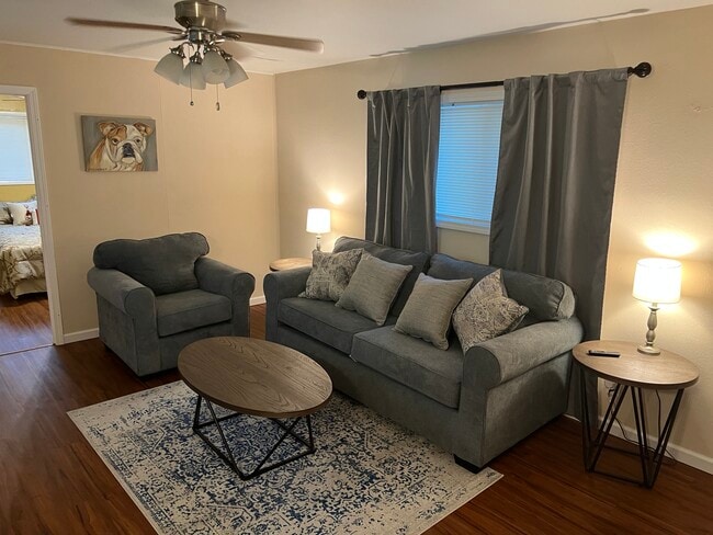 103 N Nash St unit 1, Starkville, MS 39759 - photo 2