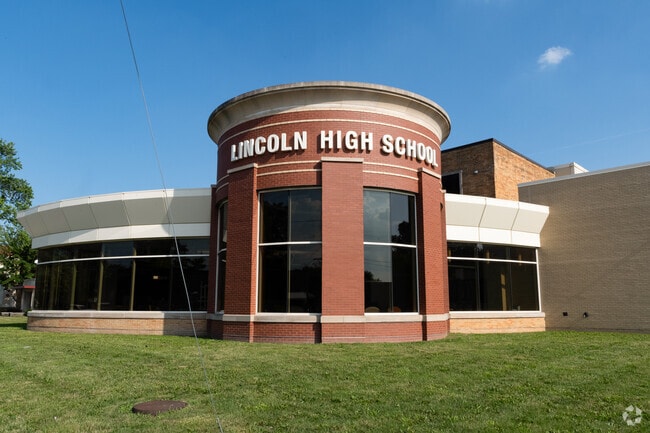 Lincoln High School is conveniently located on East 9 Mile Road.