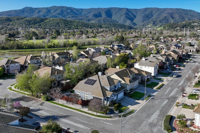 Craftsman style homes are popular in the Dartmouth area.