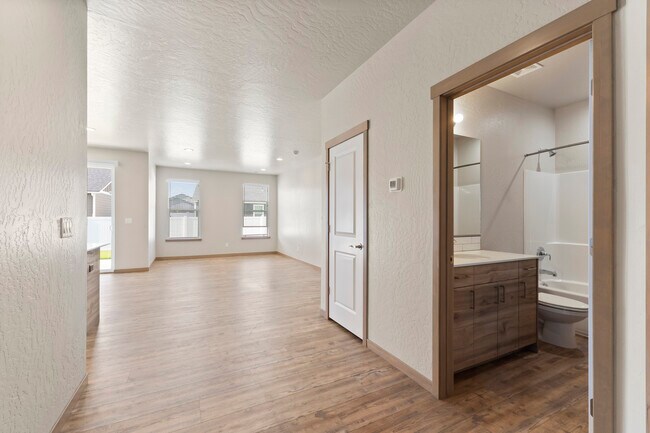 Thayer Cottages, Rathdrum, ID 83858 - photo 7