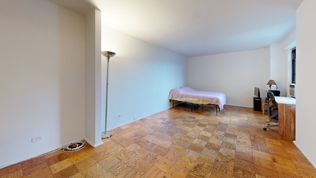 Seward Park Housing unit H1602, New York, NY 10002 - photo 2