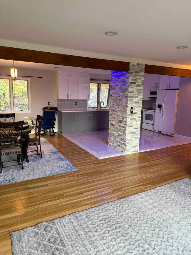 251 Silleck St unit 2, Clifton, NJ 07013 - photo 6