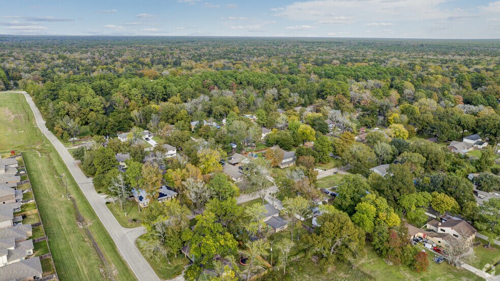 Neighborhood_Woodloch_V01_121423