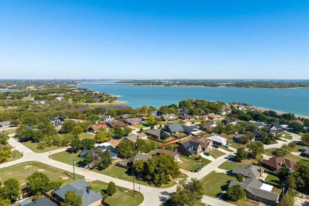 Neighborhood_Lakewood Village_Final_120123