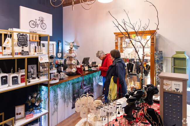 Bend the Trend in Huntington is a boutique specializing in women's and children's fashions.