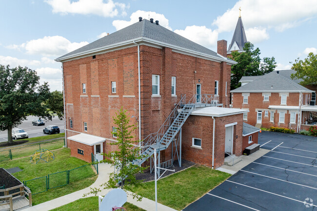The student population of St James Elementary School is 164.
