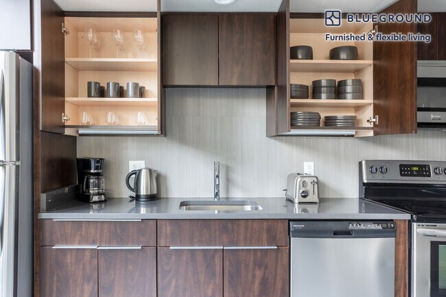 60 Brainerd Rd unit FL2-ID792, Allston, MA 02134 - photo 7