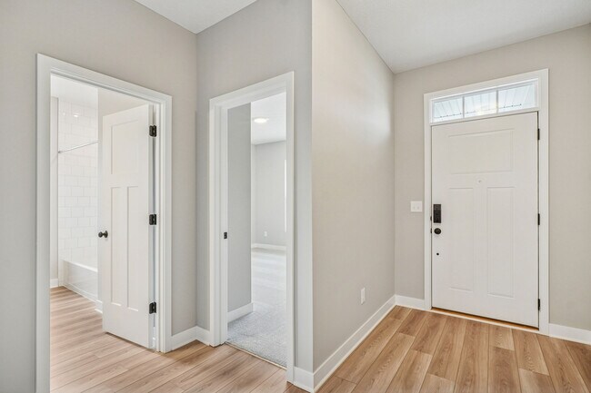 319 Reign Way, Pataskala, OH 43062 - photo 4