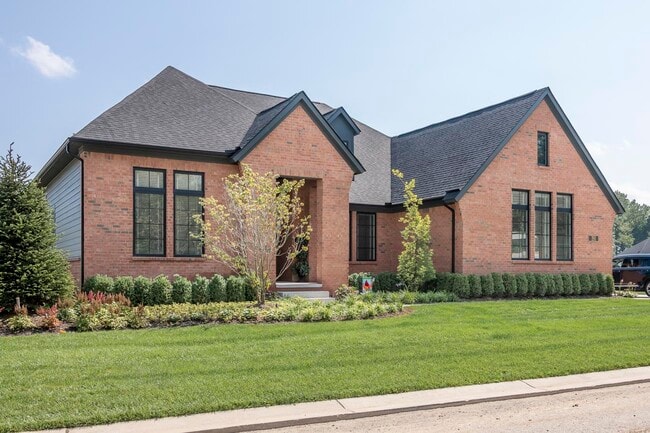 30803 Franklin Hills Ct unit 36491170, Farmington, MI 48334 - photo 3