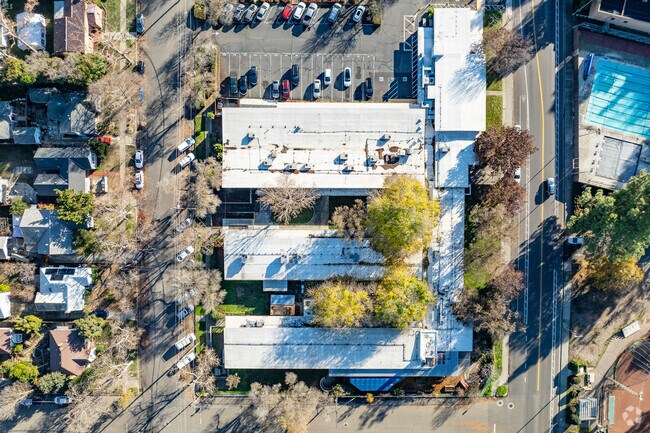 Davis School For Independent Study is a beautiful campus.