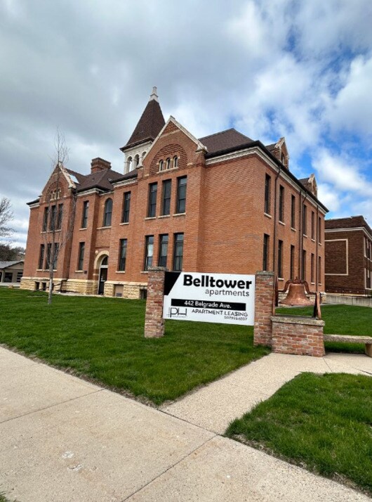 442 Belgrade Ave, North Mankato, MN 56003 - photo 1