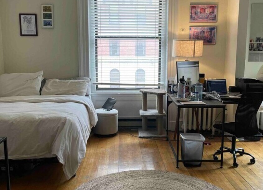 *Pictures are representative samples of the advertised unit. In some cases, the actual units you tou