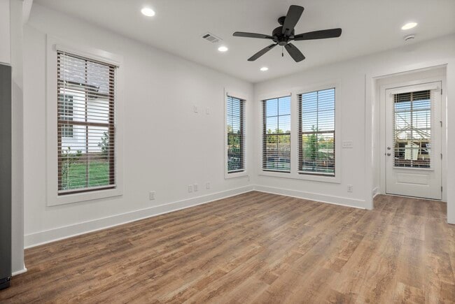 3236 Bottle Way unit 38789154, Auburn, AL 36830 - photo 5