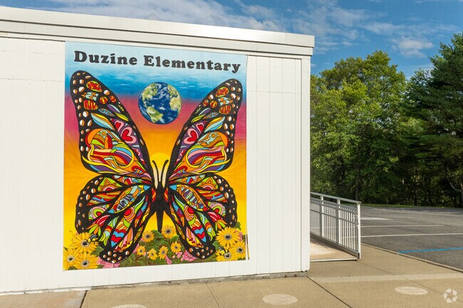 New Paltz's Duzine Elementary is adorned by this beautiful mural.