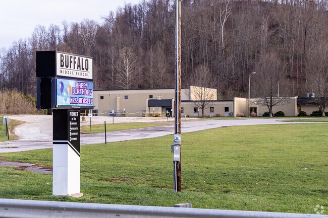 Buffalo Middle School received an A- grade from Niche.