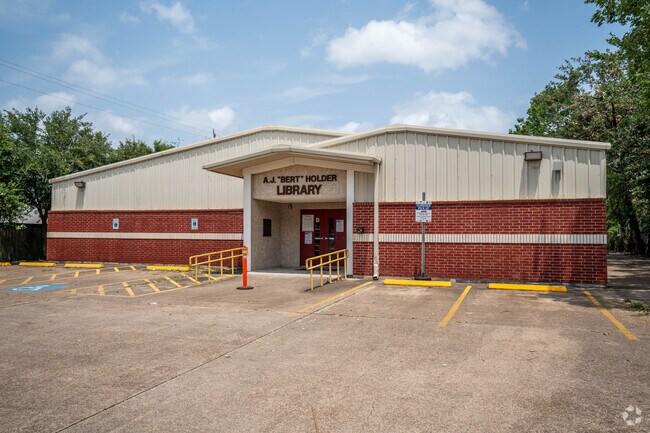 The Jacinto City Library is open to the public six days a week.