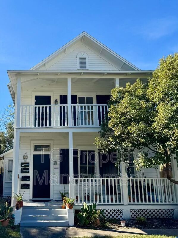 32 Sanford St, Saint Augustine, FL 32084