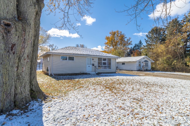 5035 Norwich Rd, Toledo, OH 43615 - photo 1