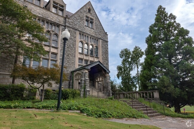 Welcome to The Piedmont School Of Atlanta in Brookhaven, GA.