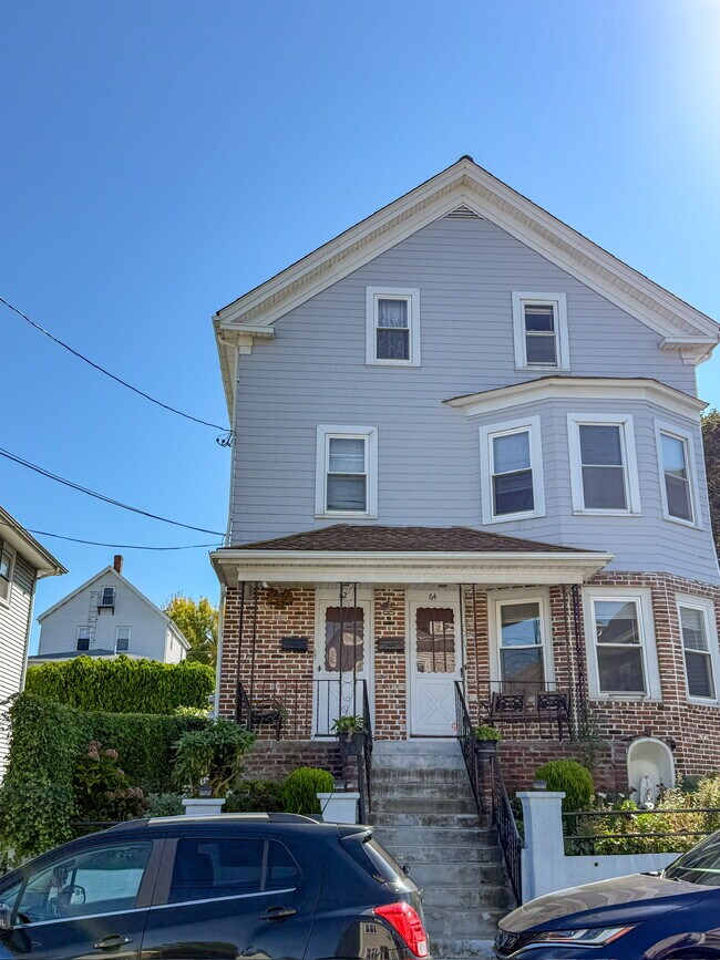 62 Fourth St, East Providence, RI 02914