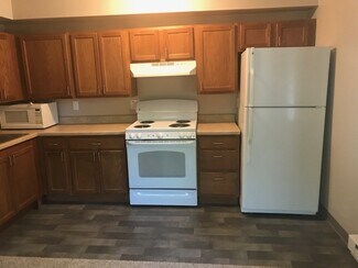 1307 12th Ave Unit 1, Belle Plaine, IA 52208