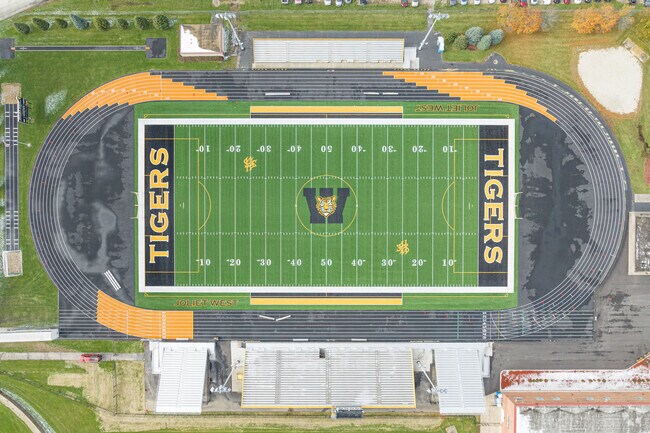 According to Niche, Joliet West High School receives an A- for clubs & activities.