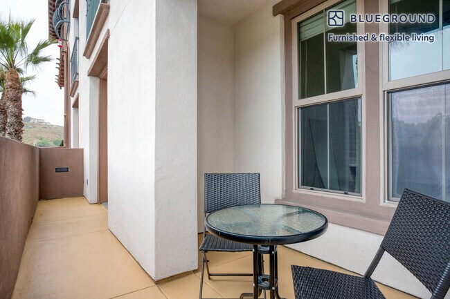 7225 Crescent Park W unit FL2-ID1053, Playa Vista, CA 90094 - photo 6