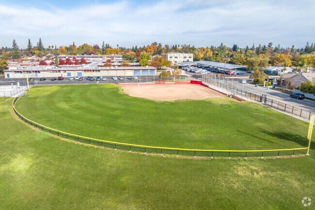 Mira Loma High School has great academic and athletic opportunities for students.