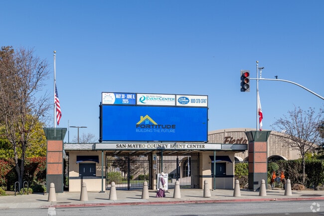 Mariners Isle caption TBD