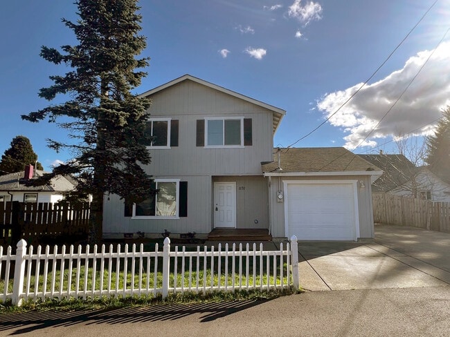 1131 2nd St NW, Salem, OR 97304 - photo 2