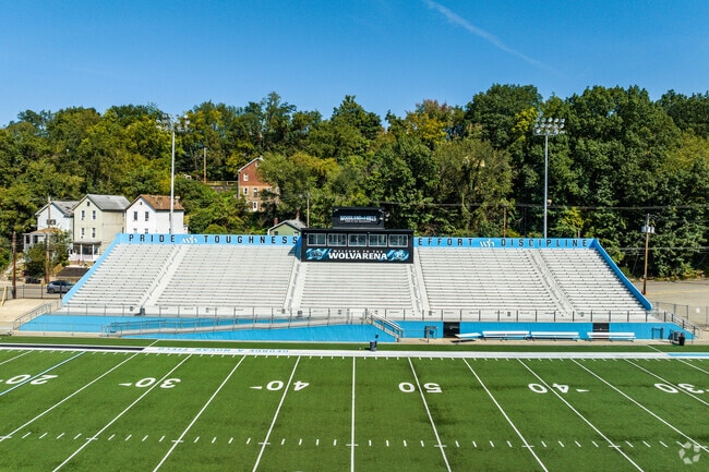 Where the heart of Turtle Creek beats with team spirit.