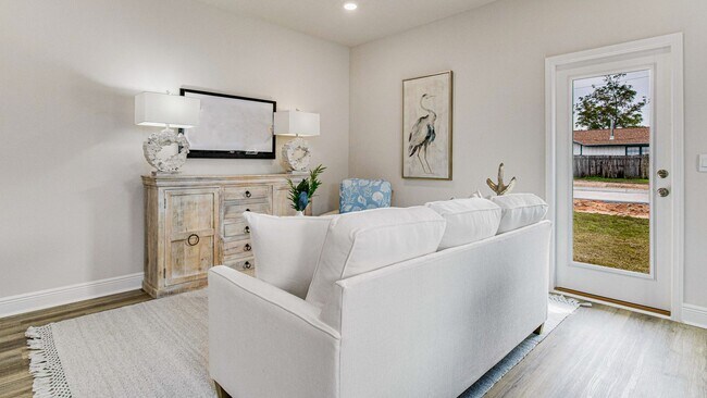 8493 Midtown Ct, Navarre, FL 32566 - photo 7