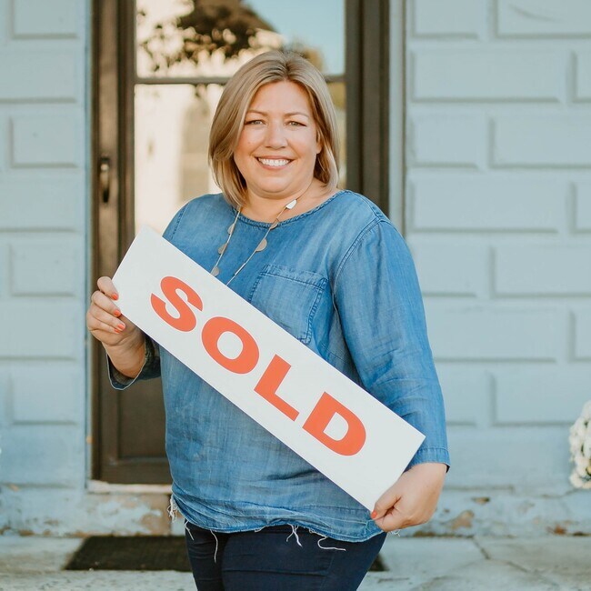 Aimee Smith Real Estate Agent in Hillman, MI