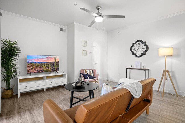 7455 N 95th Ave unit ID1014313P, Glendale, AZ 85305 - photo 4