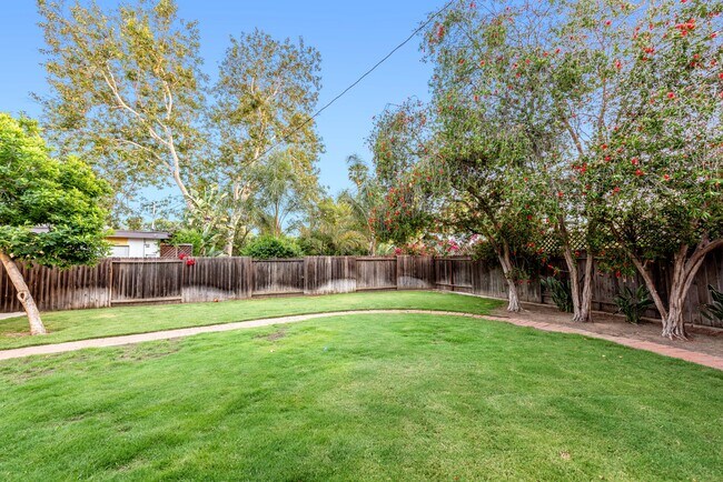 5865 Vesper Ave, Van Nuys, CA 91411 - photo 4