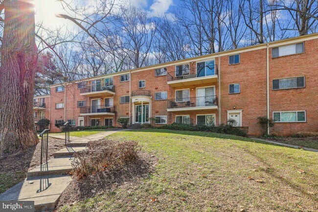 10600 Kenilworth Ave unit 203, Bethesda, MD 20814 - photo 4