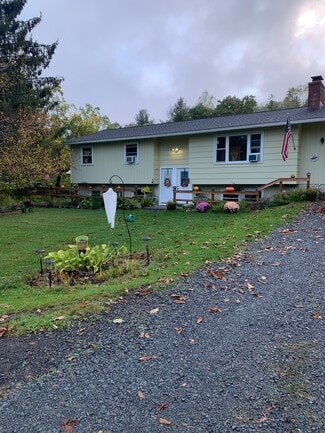 467 Troy Rd Unit Apartment 1, Ithaca, NY 14850