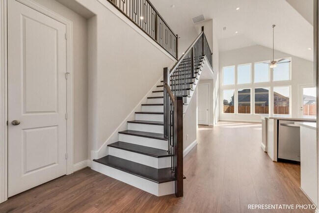 4706 Buttonbush Dr unit 36493513, Venus, TX 76084 - photo 2