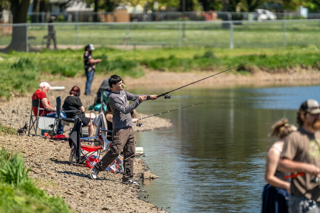 Residents of Shedd can enjoy fishing in one of the many neighboring ponds.