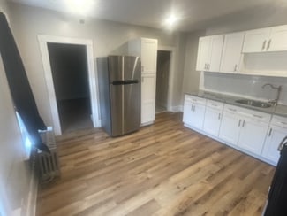 51-53 Prospect Hill Ave Unit 2R, West Warwick, RI 02893