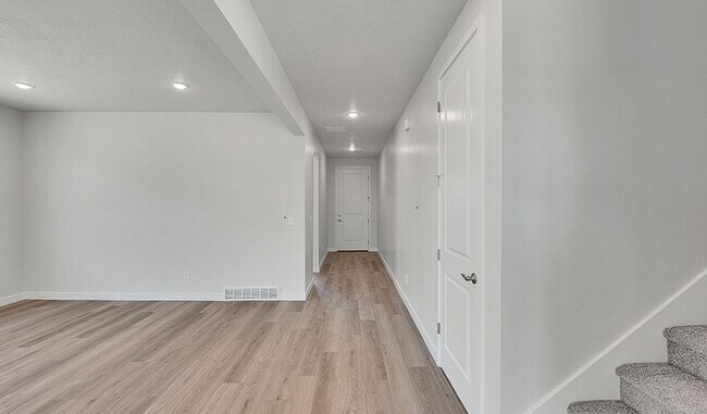 4089 W 2025 S, Taylor, UT 84401 - photo 3