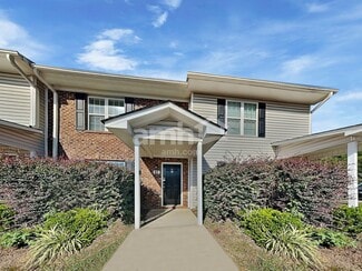 67 Wolf Creek Ln, Lillington, NC 27546